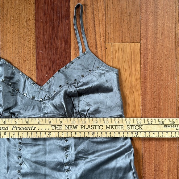 TO THE MAX Silver pewter longer silk camisole with silver studs, side slits - Picture 3 of 6